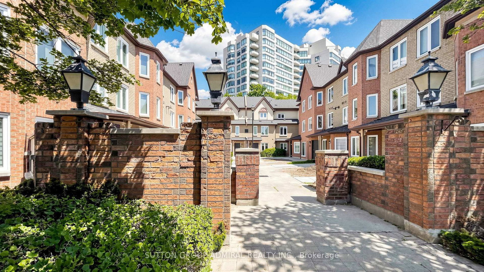 735 New Westminster Drive • #46 • Vaughan, ON photo 32