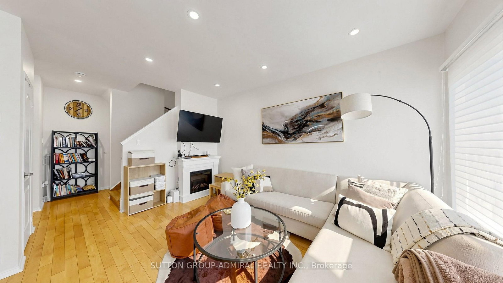 735 New Westminster Drive • #46 • Vaughan, ON photo 5
