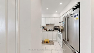 735 New Westminster Drive • #46 • Vaughan, ON photo 8
