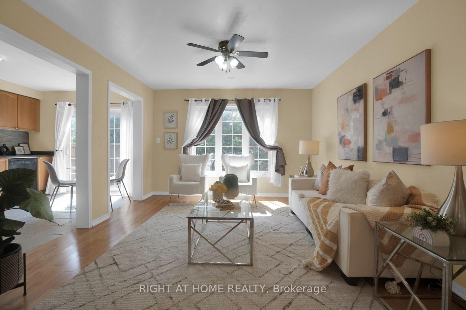 84 Dougherty Crescent • Whitchurch-Stouffville, ON photo 3