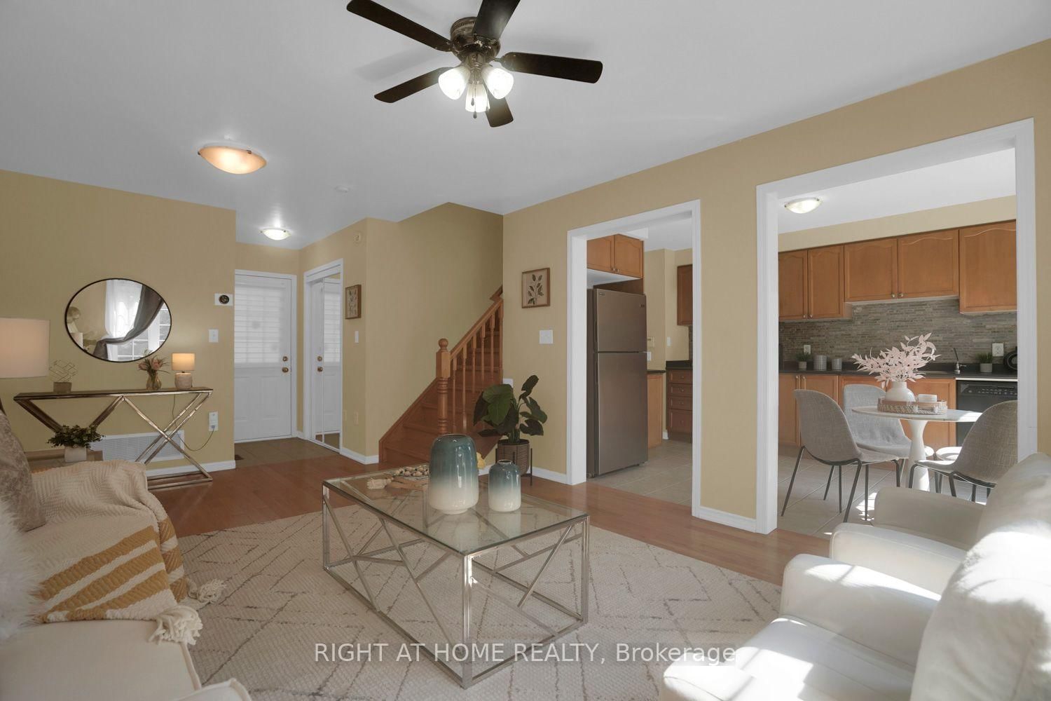 84 Dougherty Crescent • Whitchurch-Stouffville, ON photo 6