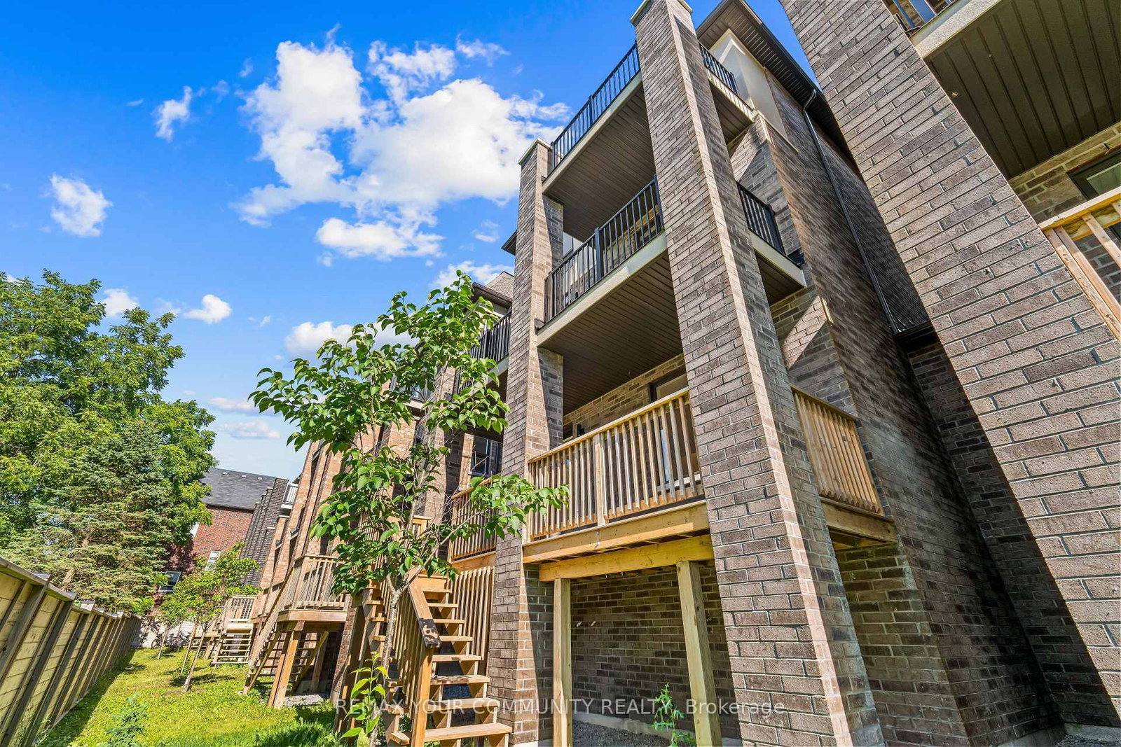 42 Globemaster Lane • Richmond Hill, ON photo 13