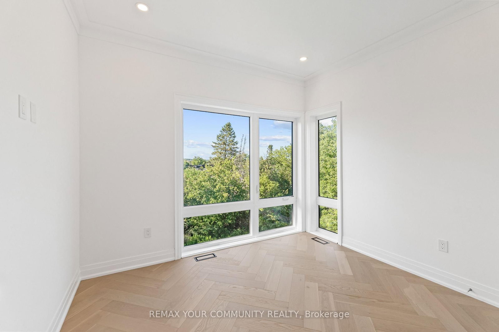 42 Globemaster Lane • Richmond Hill, ON photo 32