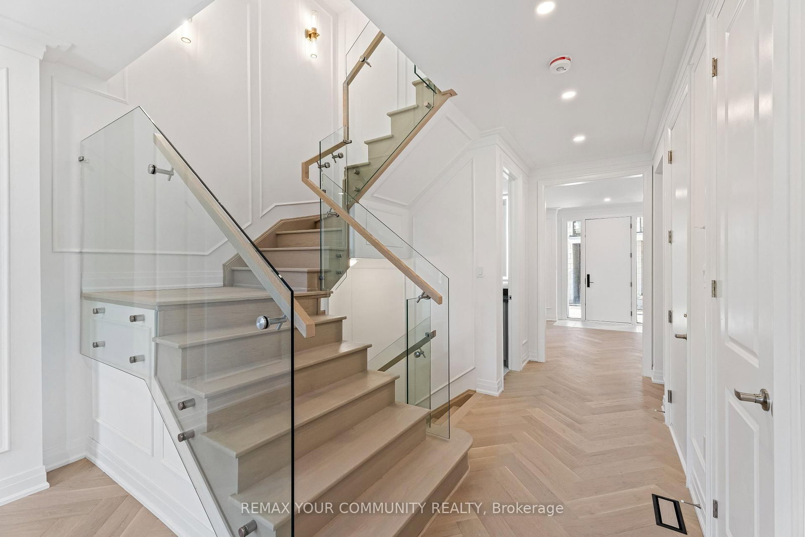 42 Globemaster Lane • Richmond Hill, ON photo 7