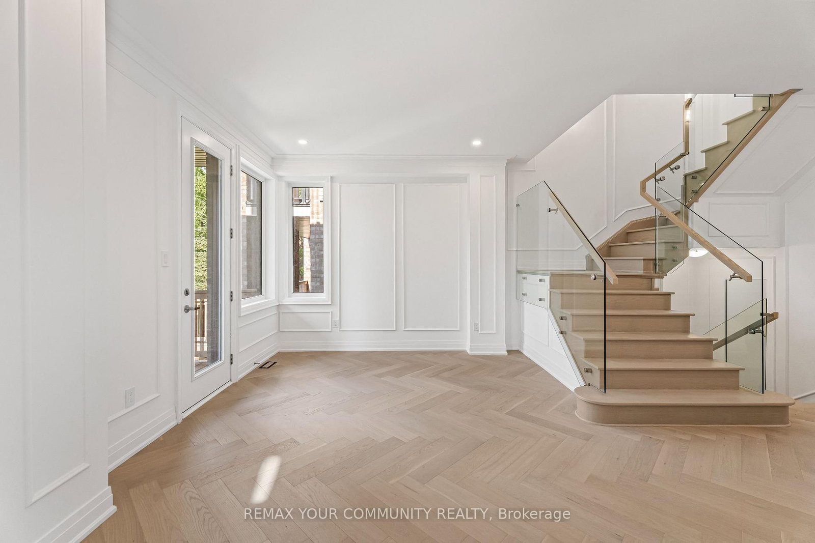 42 Globemaster Lane • Richmond Hill, ON photo 9