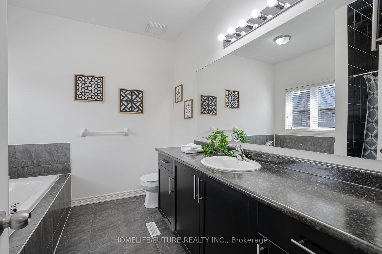 80 Henry Bauer Avenue • Markham, ON photo 16