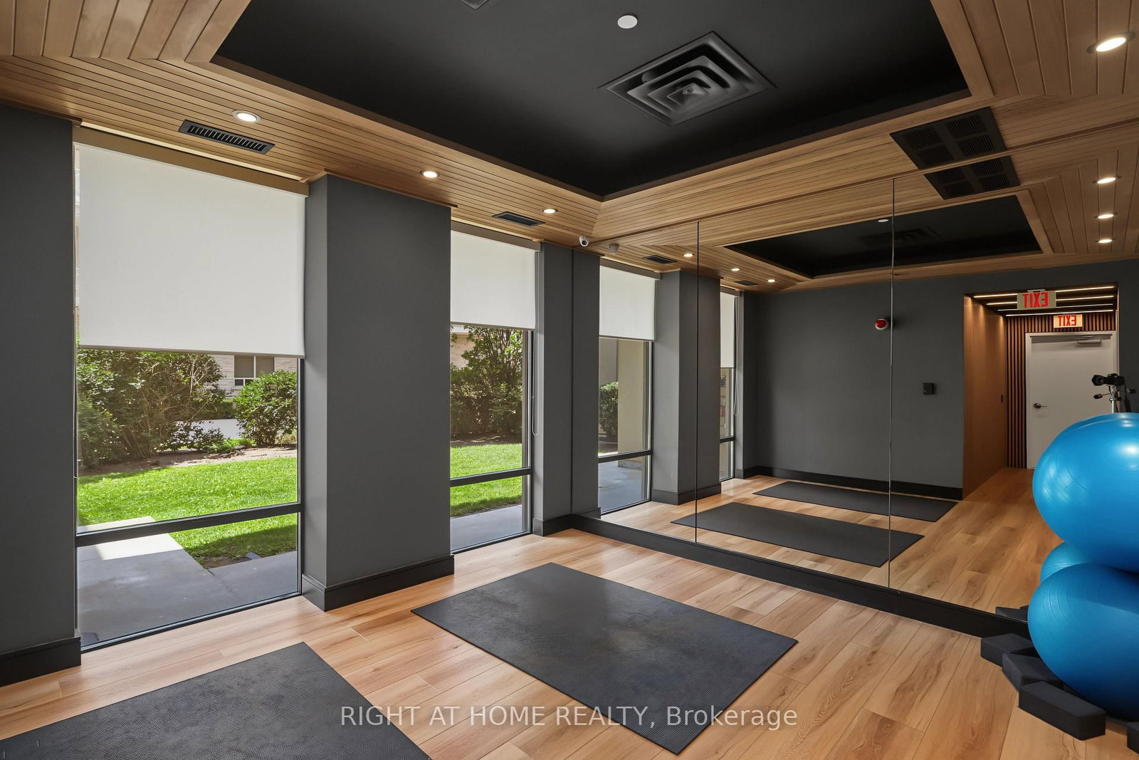 520 Steels Avenue W • #1108 • Vaughan, ON photo 5