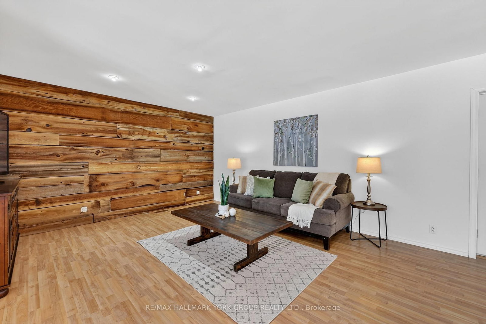 5768 Smith Boulevard • Georgina, ON photo 4