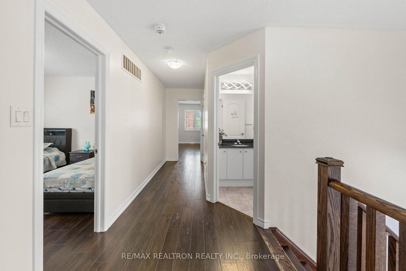 2072 Allison Street • Innisfil, ON photo 20
