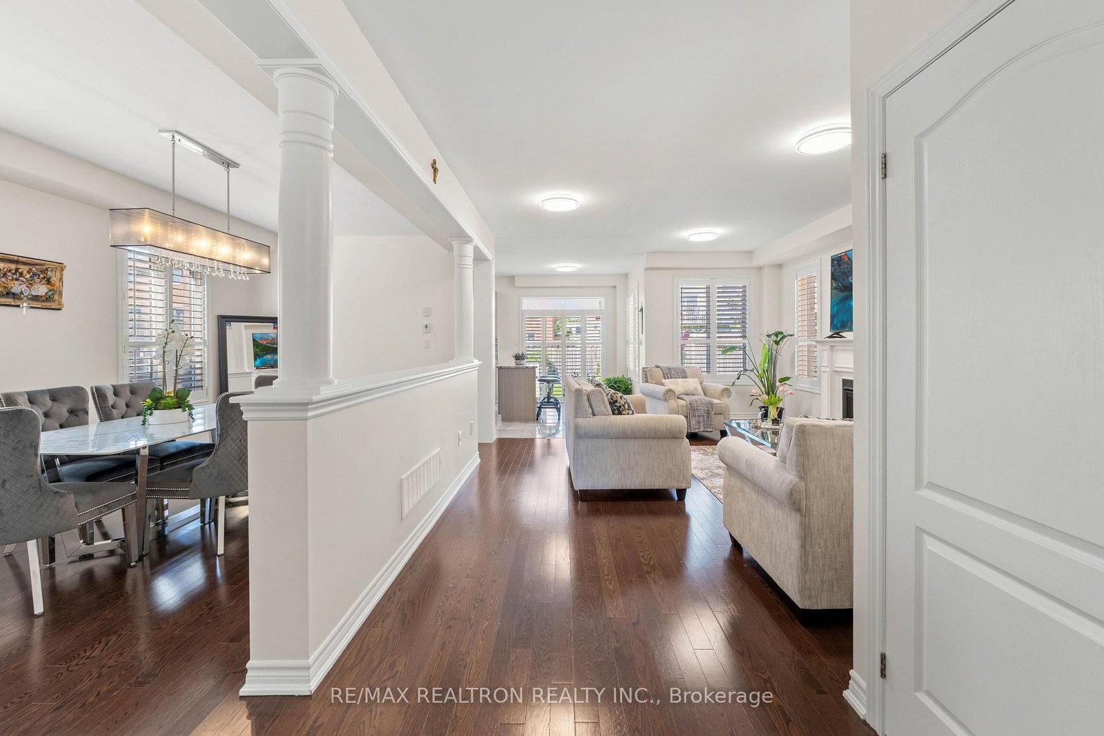 2072 Allison Street • Innisfil, ON photo 6