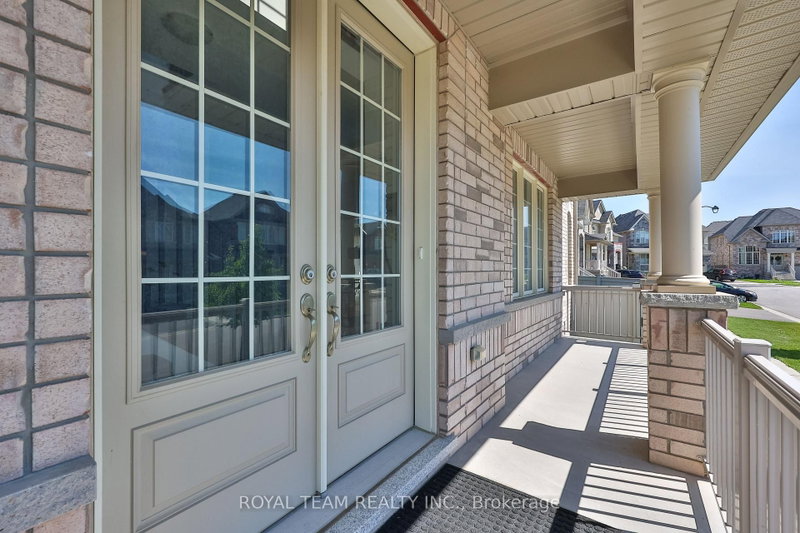 97 Kingknoll Crescent