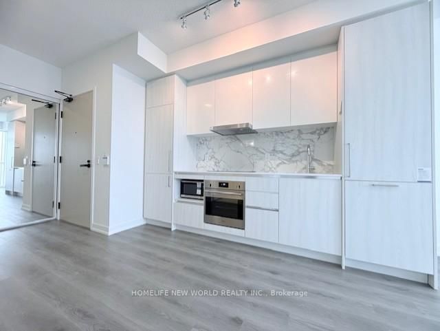 4607 - 225 Commerce Street