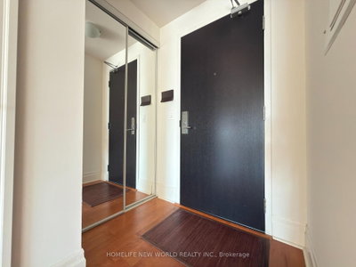 403-151 Upper Duke Crescent, Markham, ON, photo 4