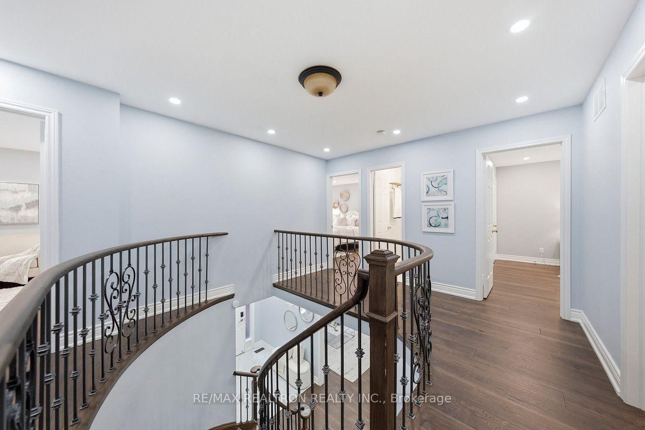 19 Prince Edward Boulevard • Markham, ON photo 22