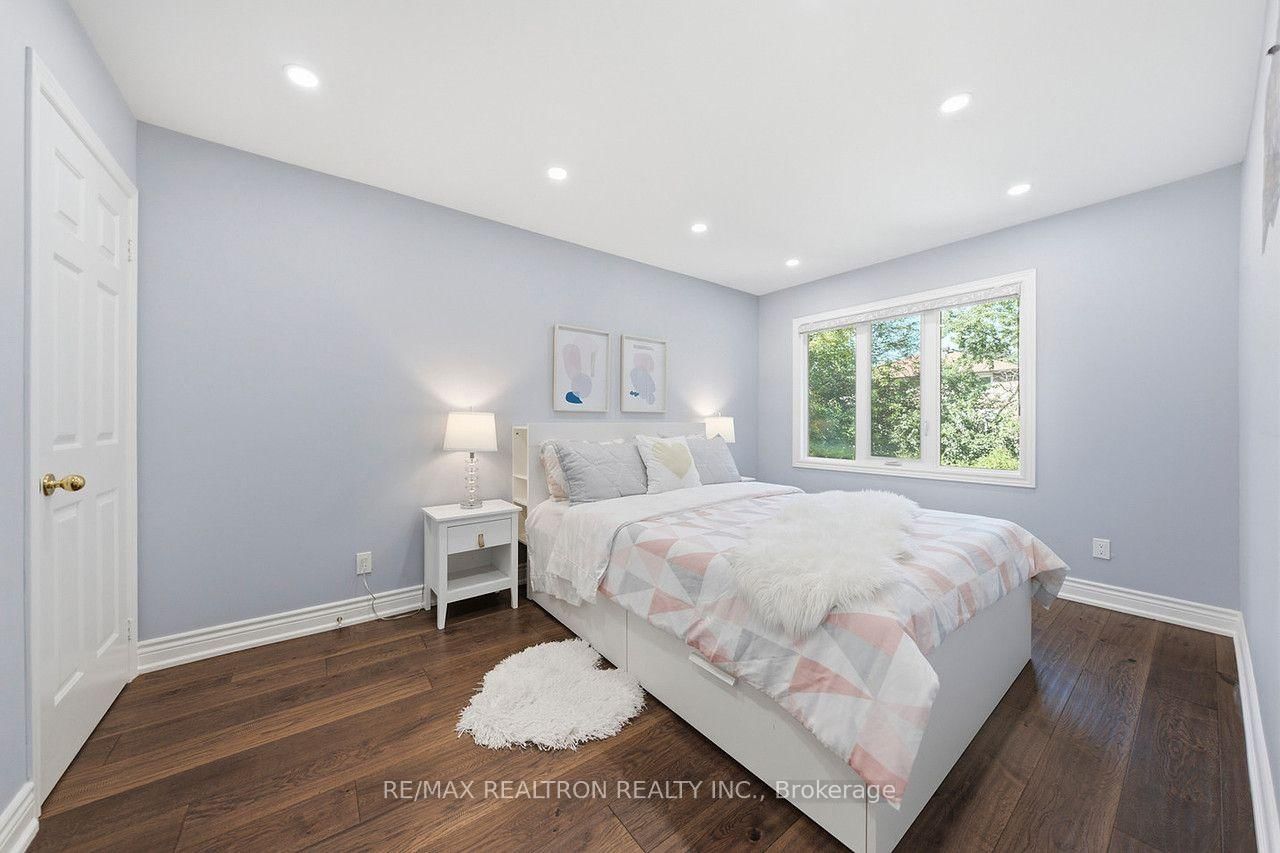 19 Prince Edward Boulevard • Markham, ON photo 27