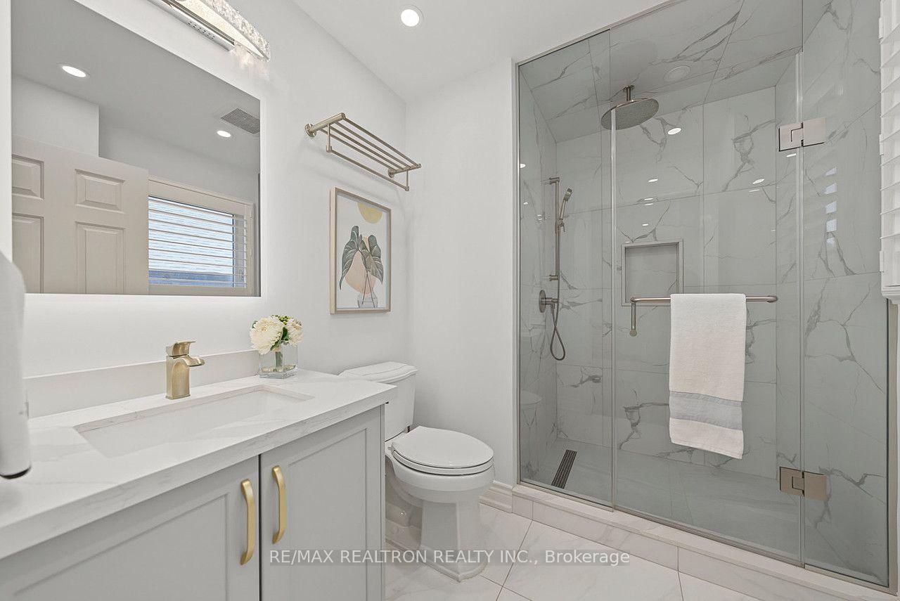 19 Prince Edward Boulevard • Markham, ON photo 29