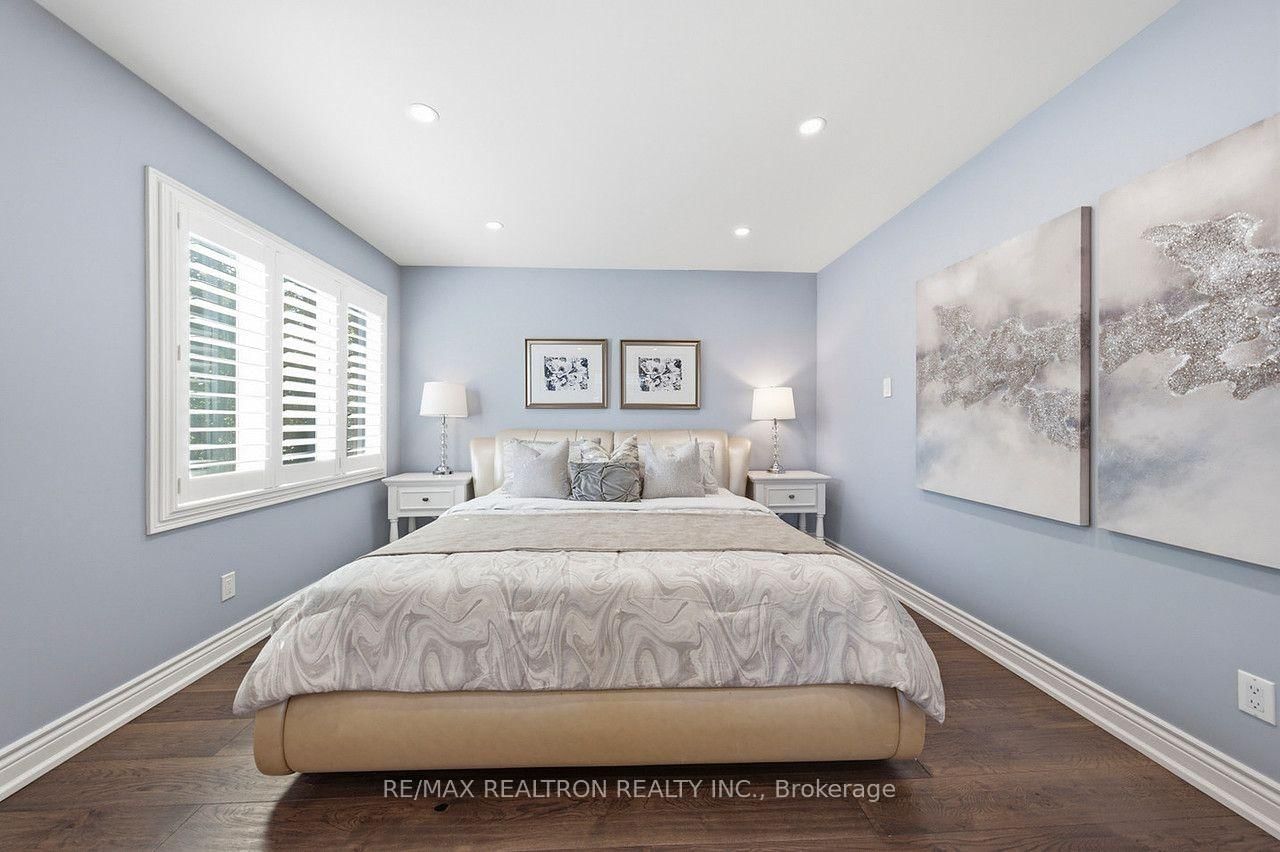 19 Prince Edward Boulevard • Markham, ON photo 32