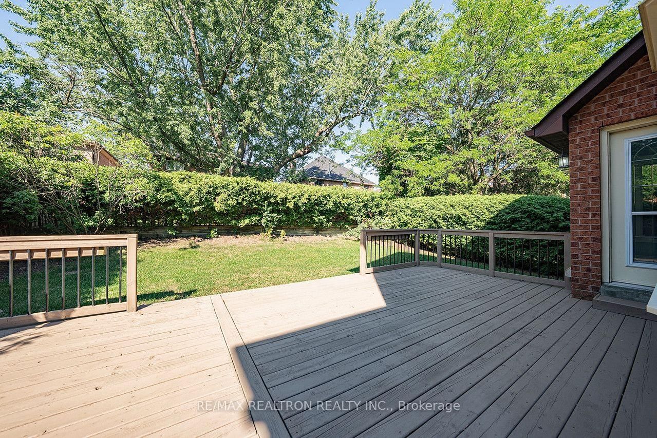 19 Prince Edward Boulevard • Markham, ON photo 48