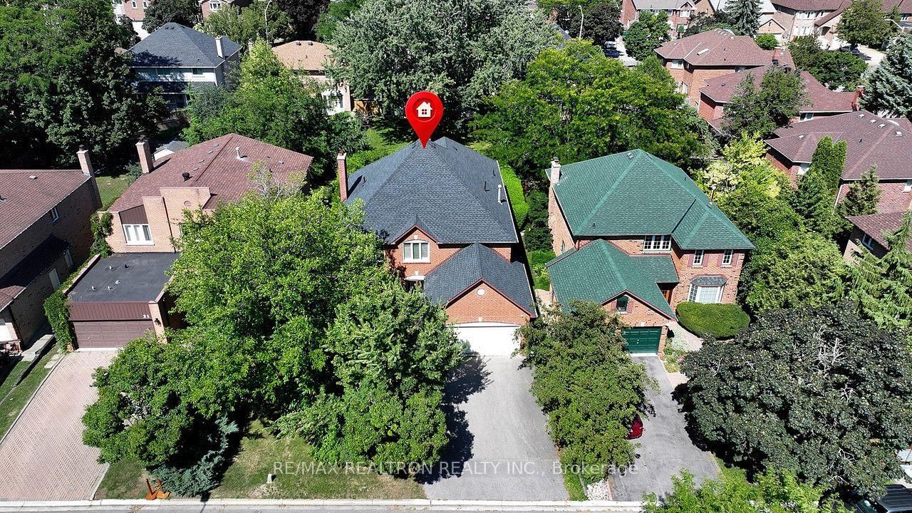 19 Prince Edward Boulevard • Markham, ON photo 49