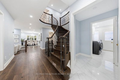 19 Prince Edward Boulevard • Markham, ON photo 6