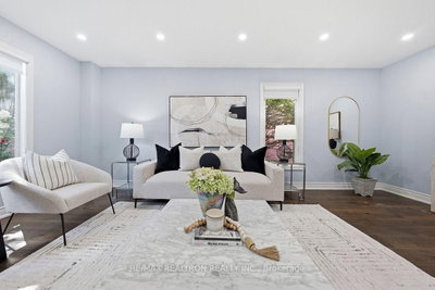 19 Prince Edward Boulevard • Markham, ON photo 9