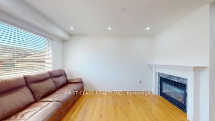 570 Hoover Park Drive • Whitchurch-Stouffville, ON photo 10