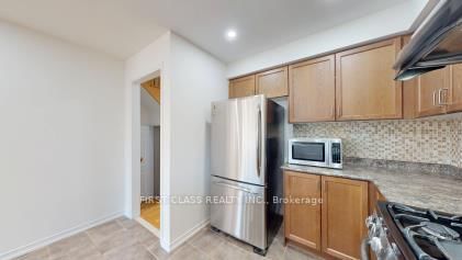 570 Hoover Park Drive • Whitchurch-Stouffville, ON photo 14