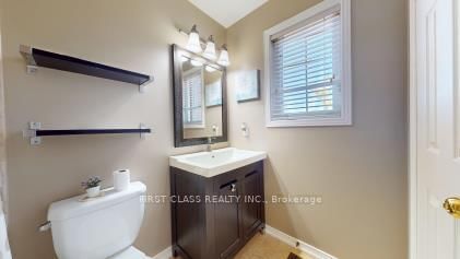 570 Hoover Park Drive • Whitchurch-Stouffville, ON photo 25