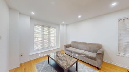 570 Hoover Park Drive • Whitchurch-Stouffville, ON photo 8