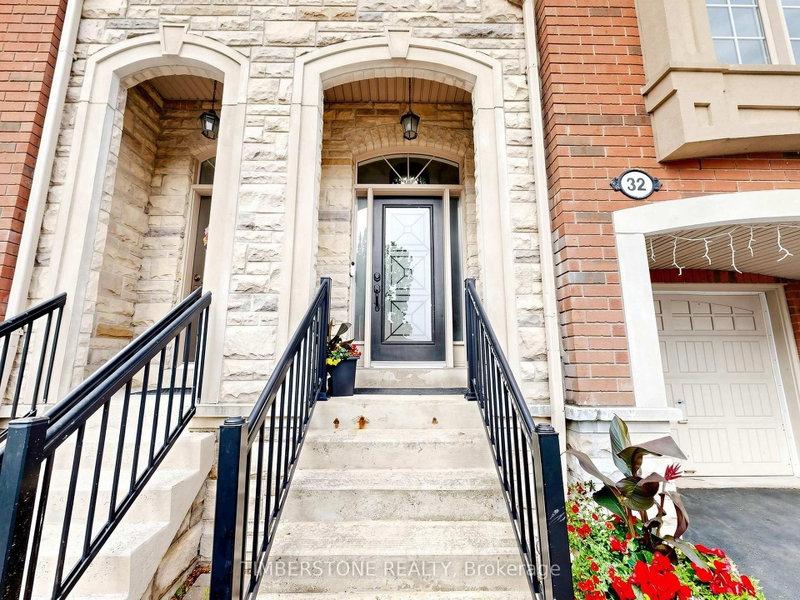 32 George Bogg Road