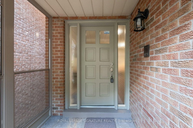 32 Richwood Drive