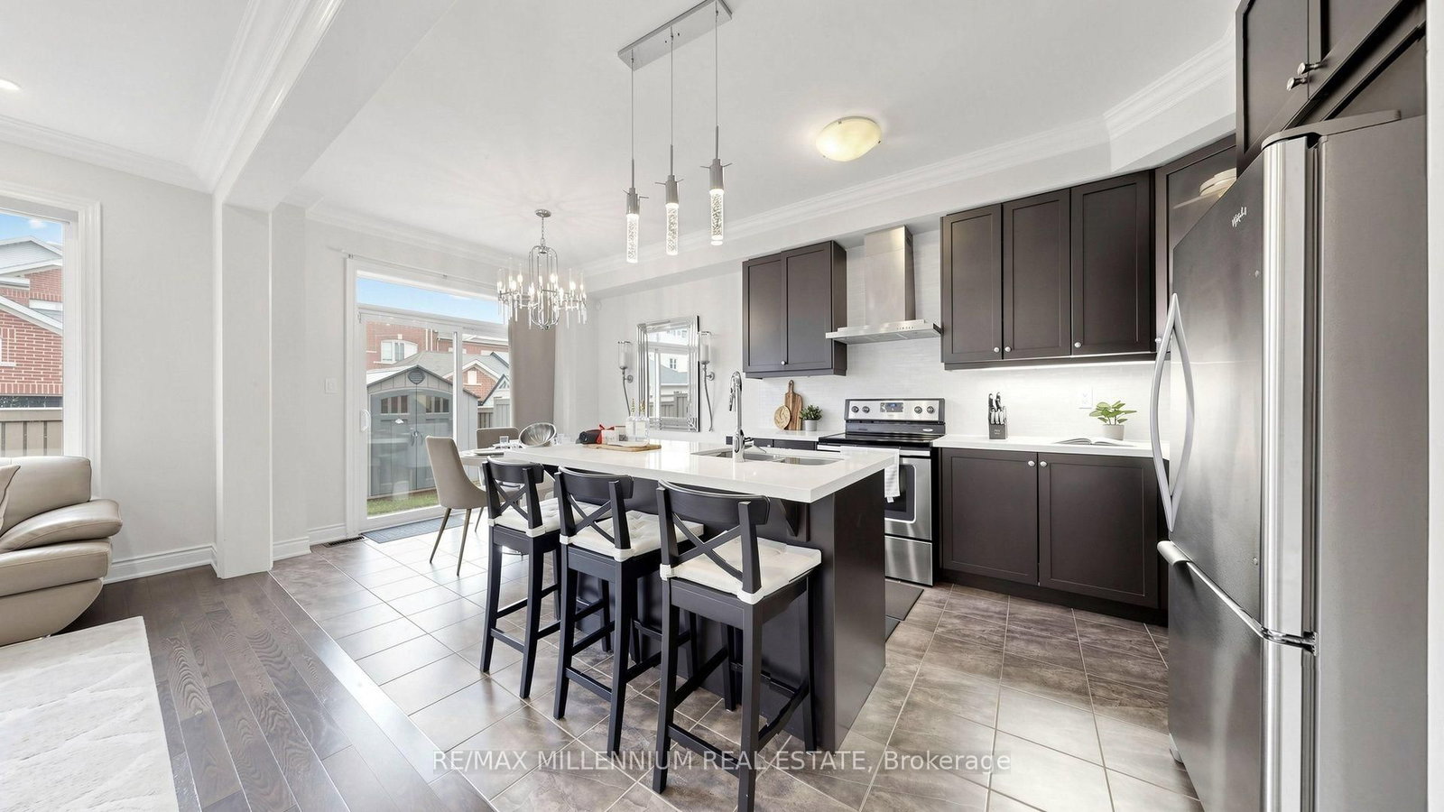 353 Moody Drive • Vaughan, ON photo 5