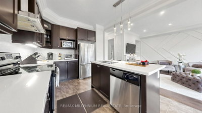 353 Moody Drive • Vaughan, ON photo 8