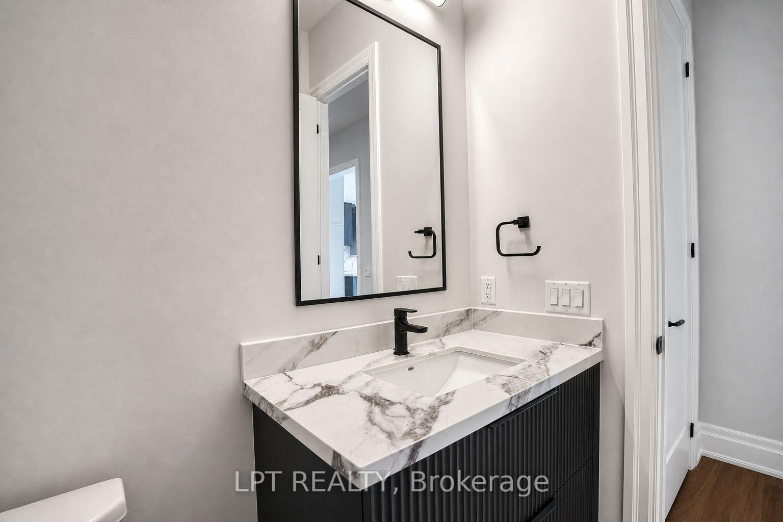 7 Richmond Park Drive • Georgina, ON photo 20