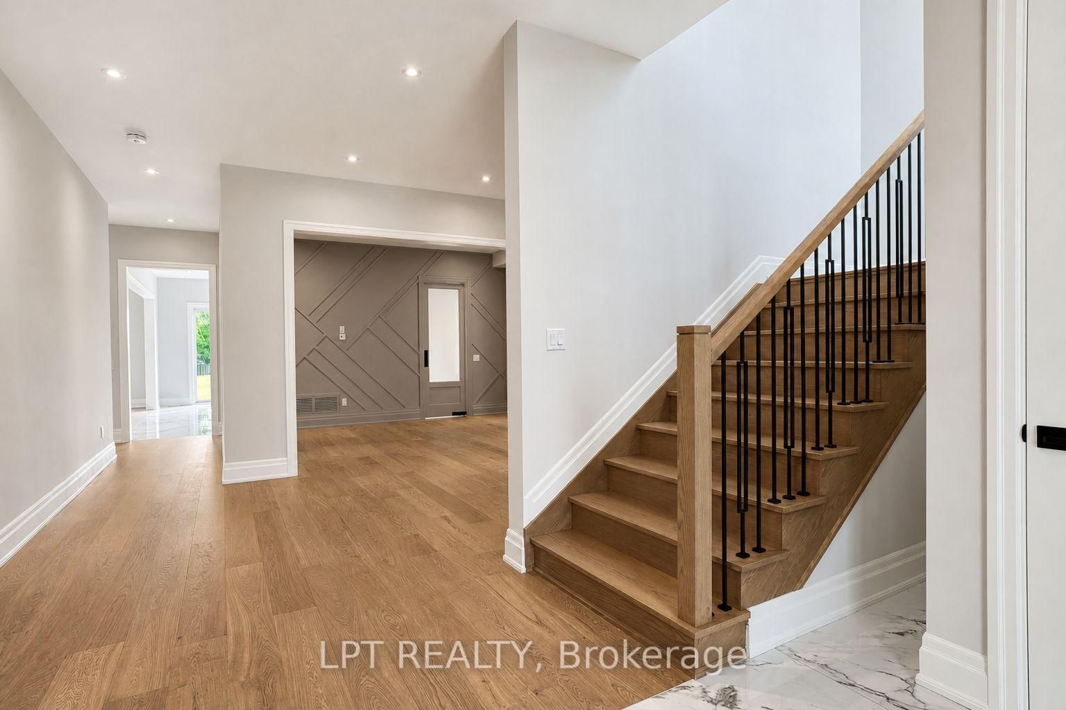 7 Richmond Park Drive • Georgina, ON photo 21