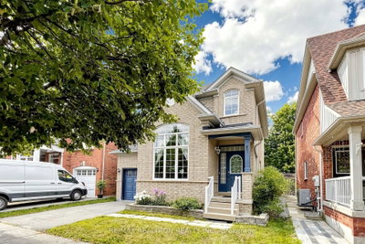 51 Pinecrest Street • Markham, ON photo 2