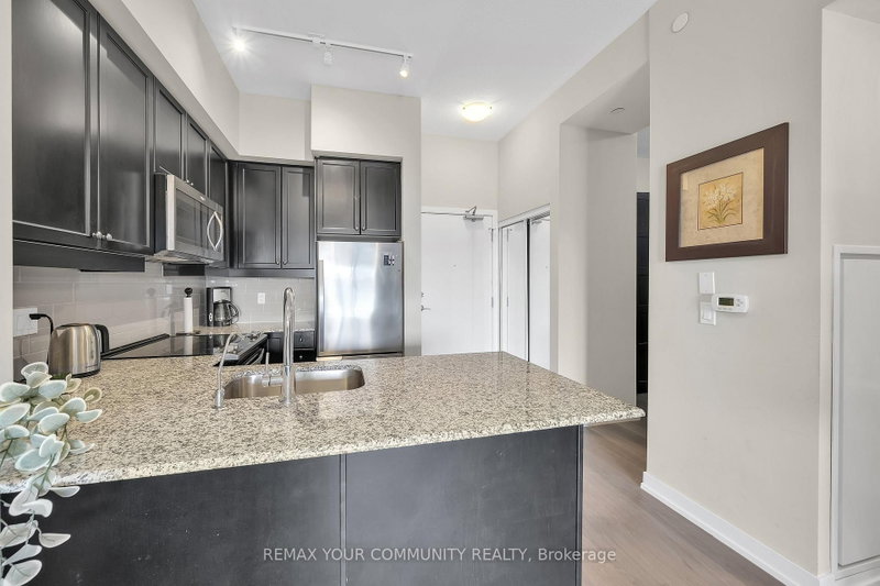 PH401 - 555 William Graham Drive