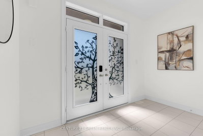 64 Coldwell Bay Circle • Vaughan, ON photo 8