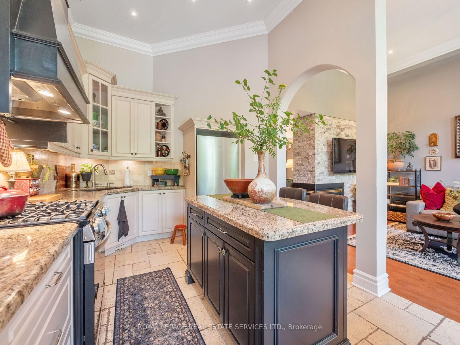 84 Sandway Crescent • Vaughan, ON photo 17