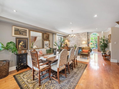 84 Sandway Crescent • Vaughan, ON photo 5