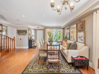 84 Sandway Crescent • Vaughan, ON photo 8