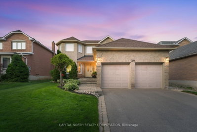 39 Waterhouse Way
