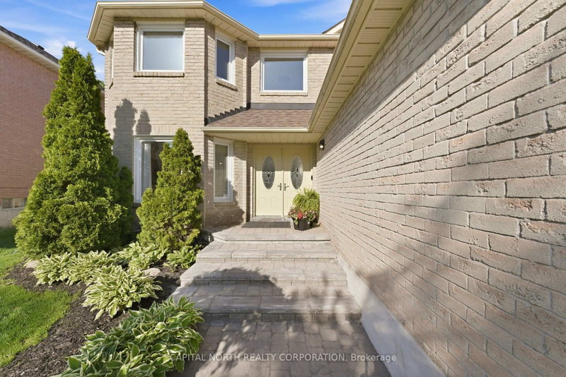 39 Waterhouse Way