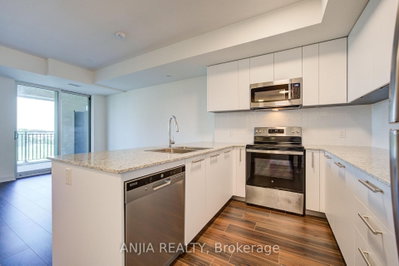 101 Cathedral High Street • #303 • Markham, ON photo 9