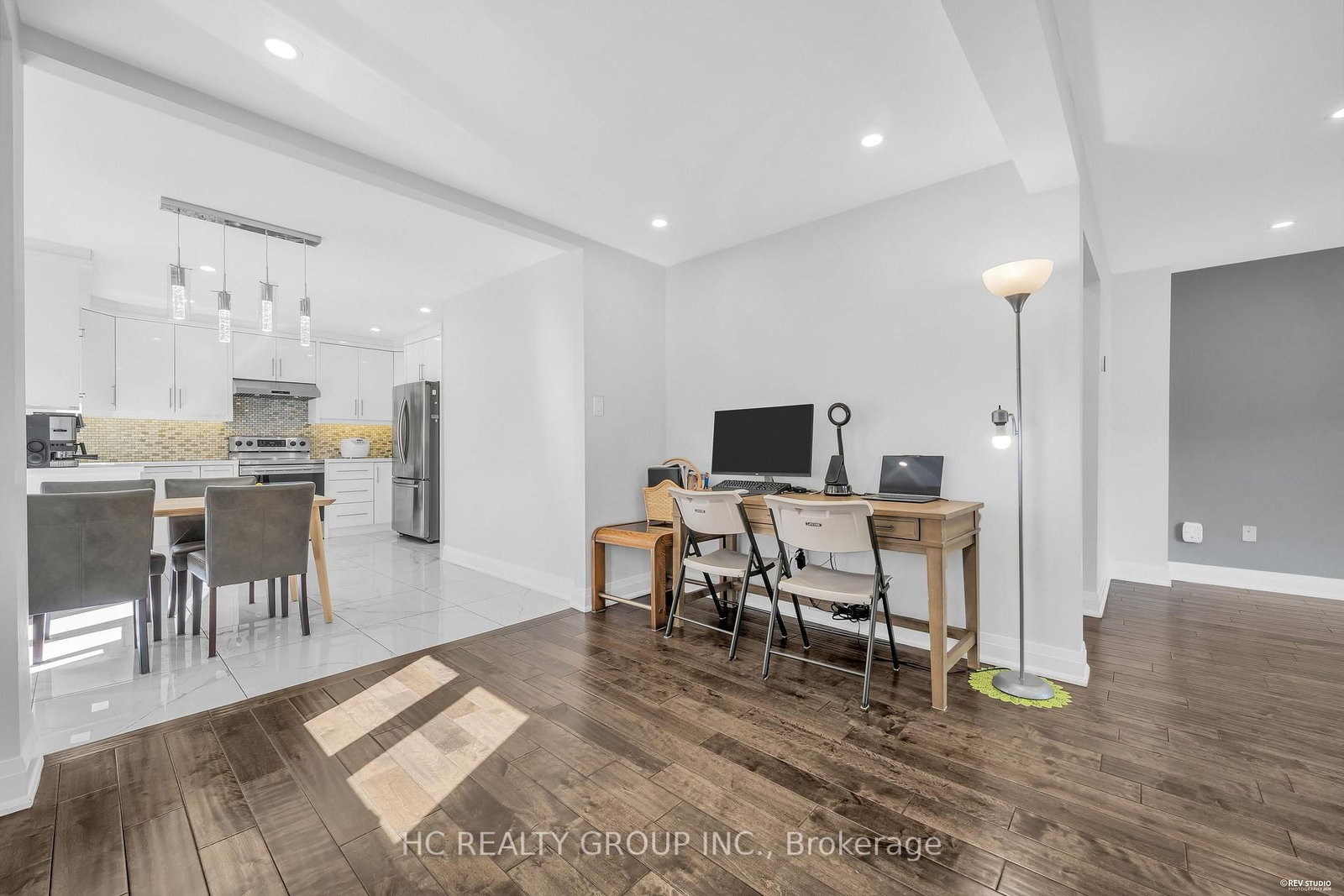 17 Pugsley Avenue • Richmond Hill, ON photo 12