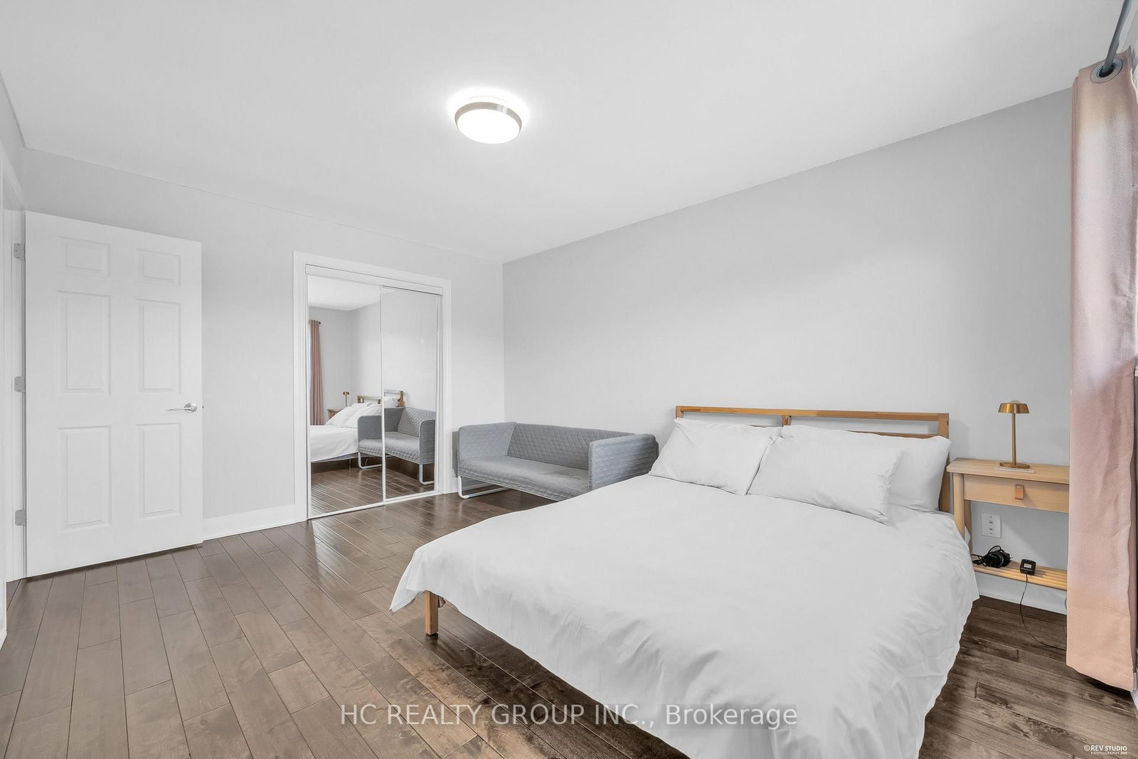 17 Pugsley Avenue • Richmond Hill, ON photo 22