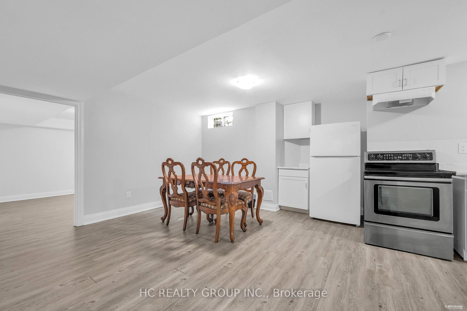 17 Pugsley Avenue • Richmond Hill, ON photo 34