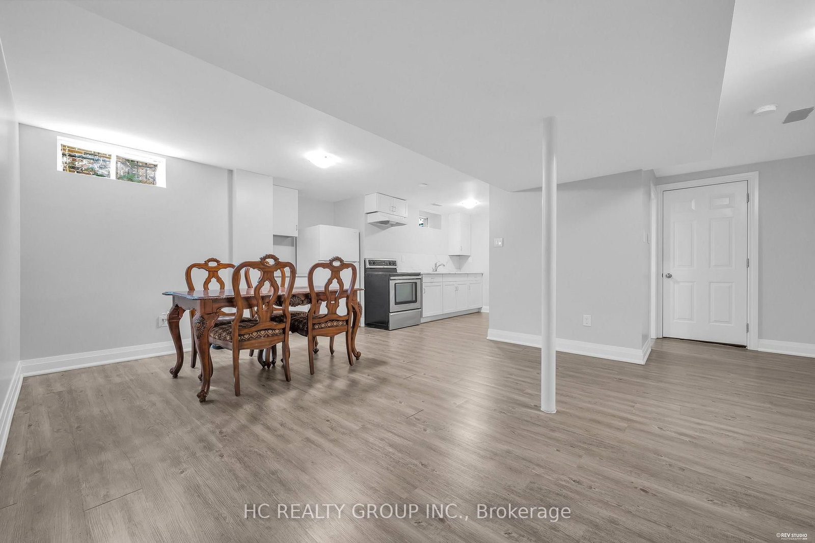 17 Pugsley Avenue • Richmond Hill, ON photo 36