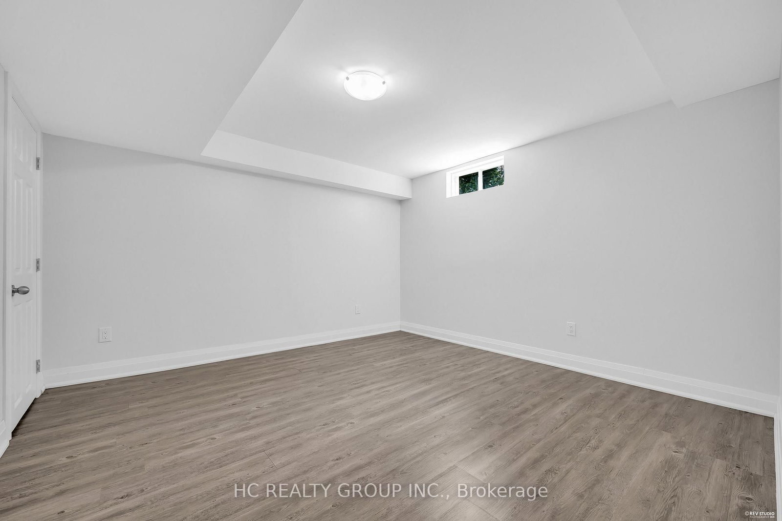 17 Pugsley Avenue • Richmond Hill, ON photo 38