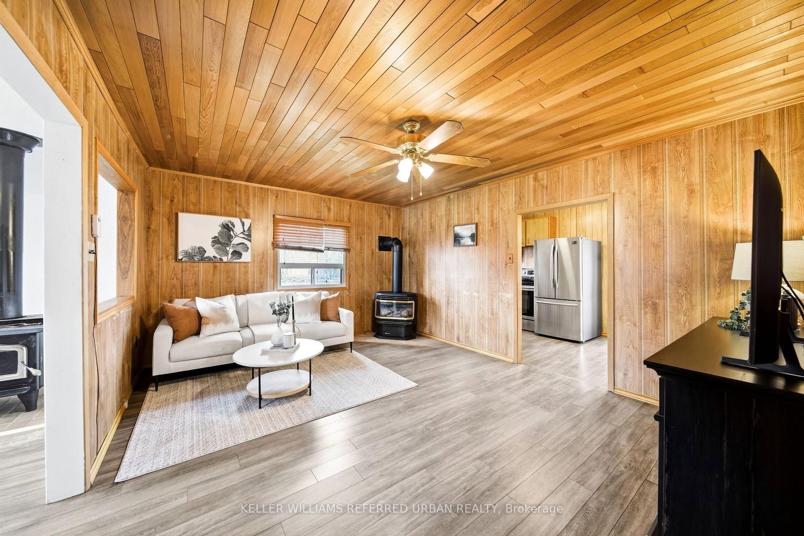 706 Chestnut Street • Innisfil, ON photo 14